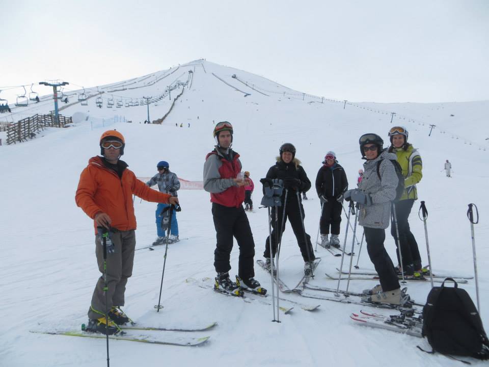 Ski in the Cordillera