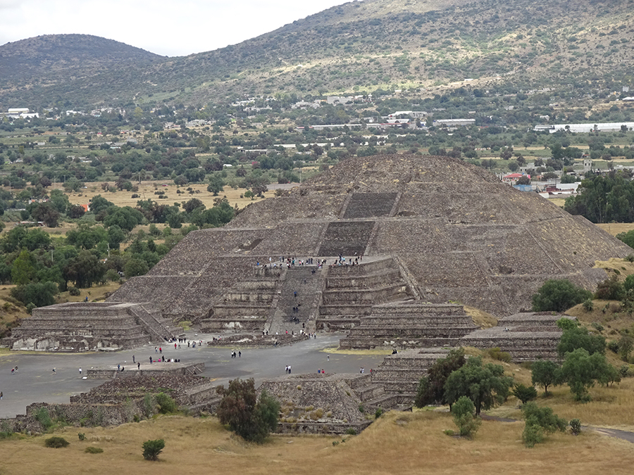 temple of the moon teotihuacan